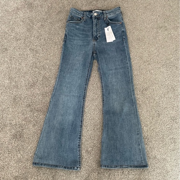 Dynamite Cropped Flared Jeans - Picture 1 of 5